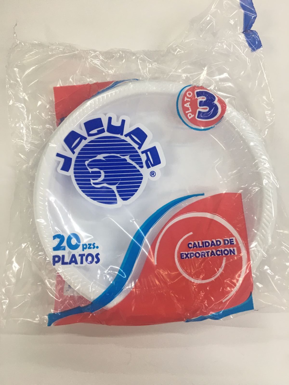 Plato plástico